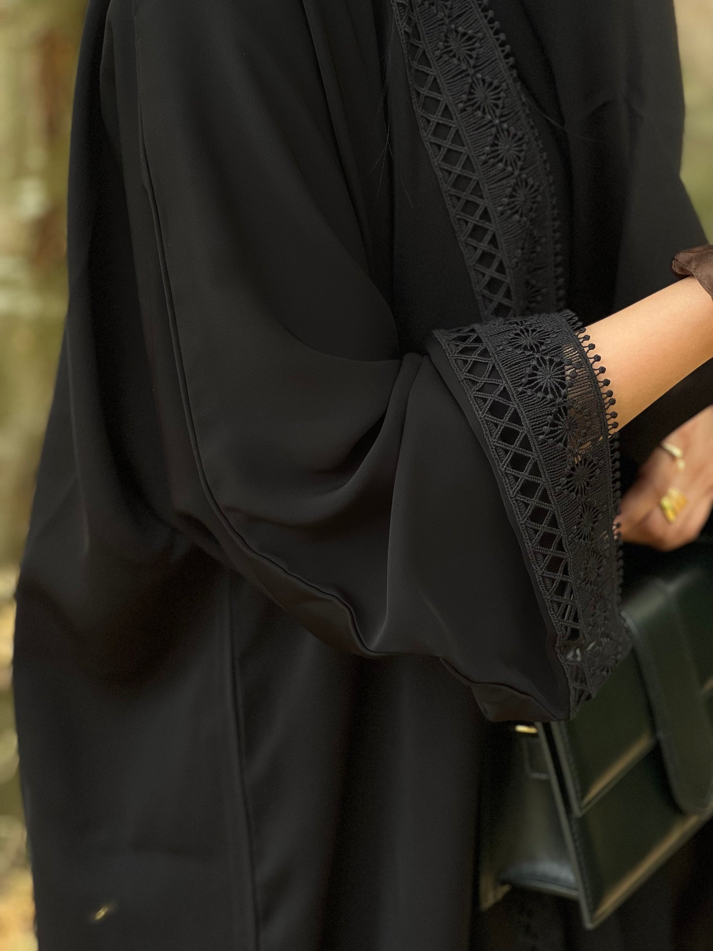 PRE ORDER - Safra Abaya in BLACK
